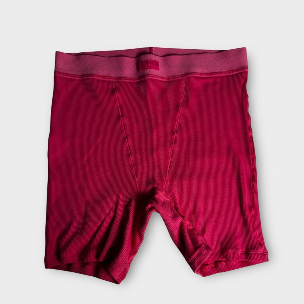SKIMS Limited Edition Hot Pink Ribbed Tank & Boxer Set - Picture 9 of 10